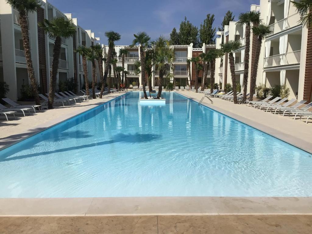 Residence Wave Plus Lido di Jesolo Buitenkant foto